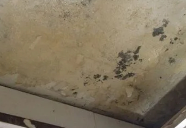 逊克阳台漏水维修公司分享下逊克卫生间渗水维修需要注意哪些问题。